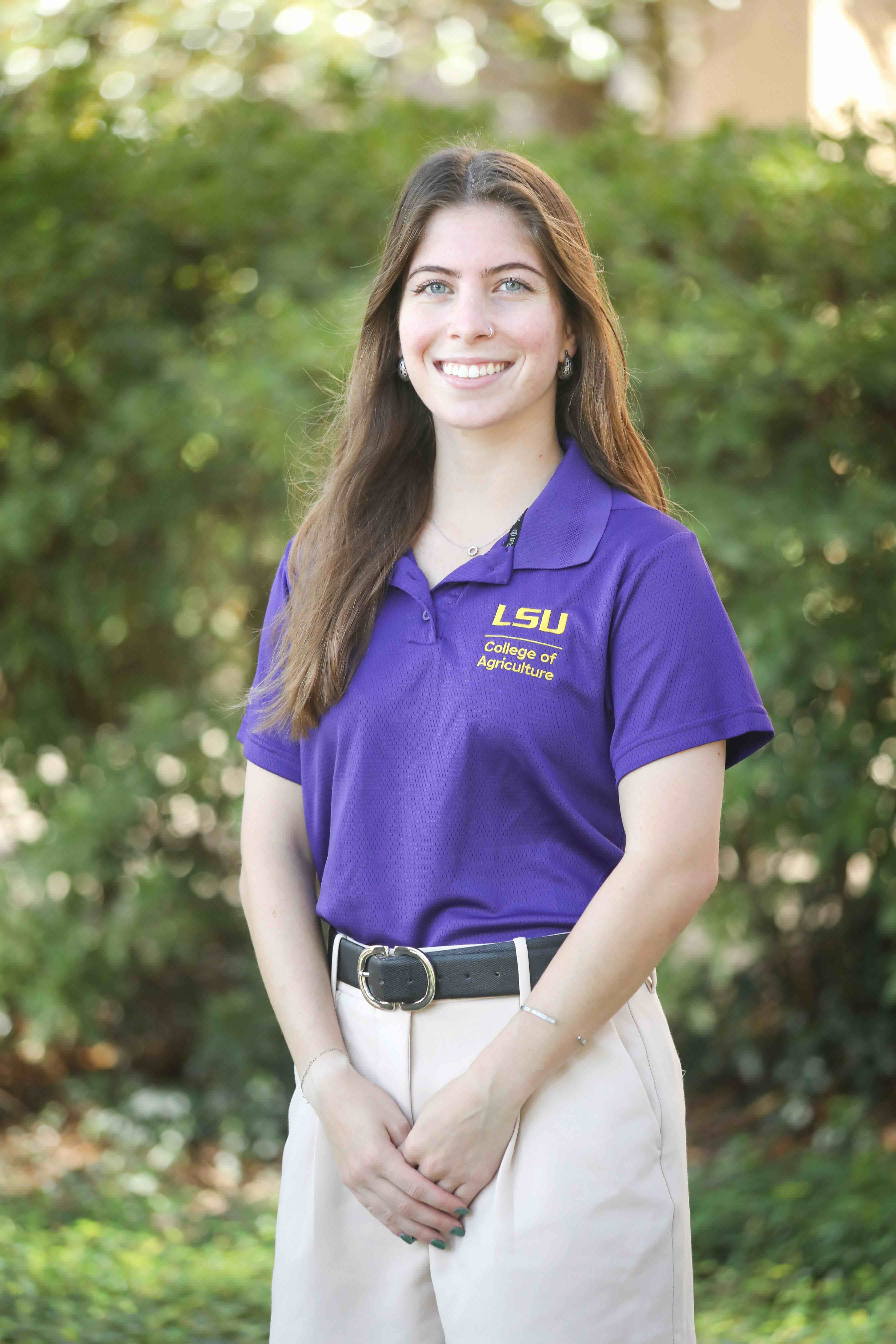 Lauren Eckert Headshot