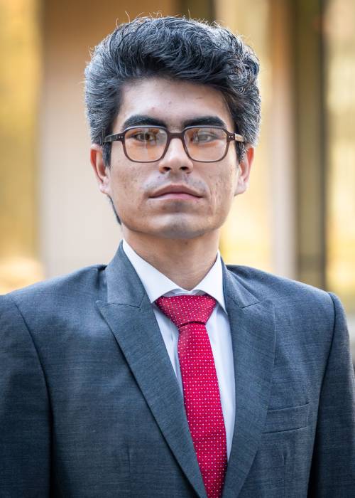 Erfan Zarafshan headshot